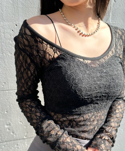 LVEU.(ラブユ.)の「【LVEU.】レースワンショルトップス / カットソー レイヤード シアー 長袖 Uネック タイト コンパクト ショート クロップド ブラック ホワイト(Tシャツ/カットソー・レディース・ホワイト/ブラック・FREE)」の14枚目の写真