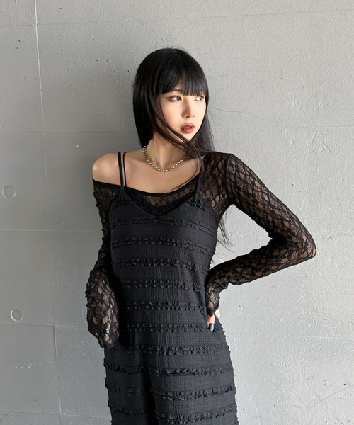 LVEU.(ラブユ.)の「【LVEU.】レースワンショルトップス / カットソー レイヤード シアー 長袖 Uネック タイト コンパクト ショート クロップド ブラック ホワイト(Tシャツ/カットソー・レディース・ホワイト/ブラック・FREE)」の15枚目の写真