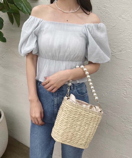 one after another NICE CLAUP（ワンアフターアナザーナイスクラップ）の「パールハンドルペーパーストローバッグ（かごバッグ・レディース・アイボリー/ブラック・FREE）」の7枚目の写真