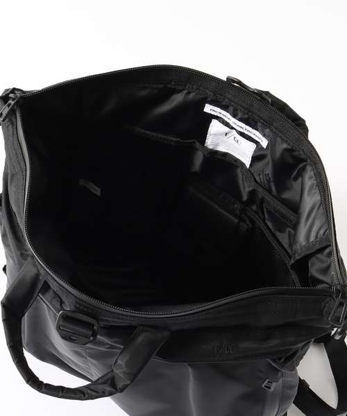 F/CE. (エフシーイー)の「F/CE. / エフシーイー RECYCLE TWILL 3WAY HELMET FRT33241B0001(ショルダーバッグ・メンズ・カーキ/ブラック・FREE)」の3枚目の写真