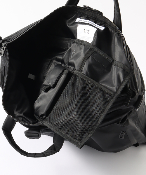 F/CE. (エフシーイー)の「F/CE. / エフシーイー RECYCLE TWILL 3WAY HELMET FRT33241B0001(ショルダーバッグ・メンズ・カーキ/ブラック・FREE)」の8枚目の写真