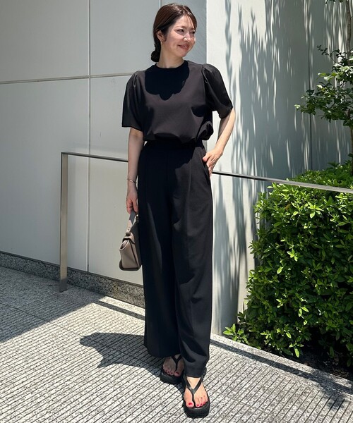 UNFILO(アンフィーロ)の「BEAUTY FORM シアースリーブTシャツ(Tシャツ/カットソー・レディース・グレー系/ネイビー系2/ホワイト系/ベージュ系2/ブラック系・X-LARGE)」の9枚目の写真