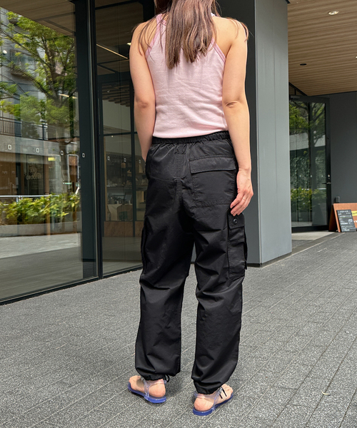 U by SPICK&SPAN（ユーバイスピックアンドスパン）の「【SUNNY SPORTS/サニースポーツ】イージーワイドカーゴパンツ 53243-2-13810（カーゴパンツ・レディース・カーキ/ブラック・FREE）」の9枚目の写真
