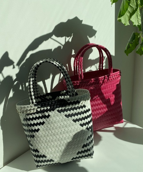 DouDou（ドゥドゥ）の「カゴバッグ（かごバッグ・レディース・ホワイト/ピンク/ブラック・MEDIUM）」の7枚目の写真