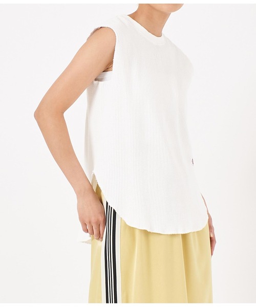 Dickies（ディッキーズ）の「DICKIES 別注ワッフルノースリーブトップス（Tシャツ/カットソー・レディース・ピンク/ホワイト/スミクロ・FREE）」の9枚目の写真