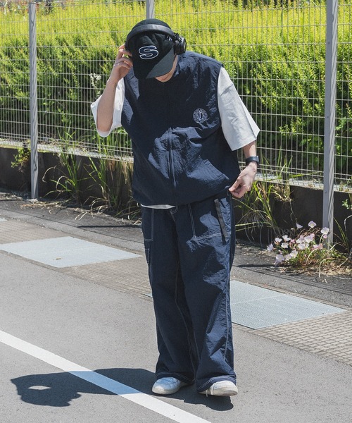 クティール、最新パンツ kutir（クティール）の「ナイロンスノーカーゴパンツ(セットアップ着用