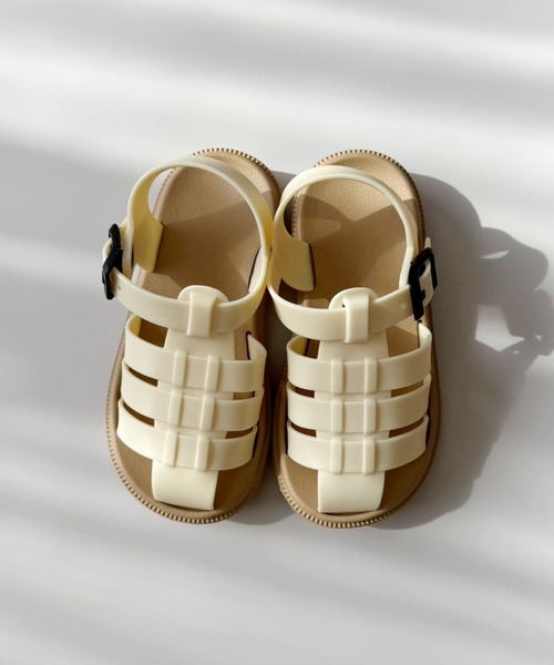 hymy（ヒュミュ）の「【 hymy-ヒュミュ- 】バイカラー EVA グルカ サンダル ( kids ) #_（サンダル・キッズ・ホワイト×ブラック/アイボリー・19cm/18cm/17cm）」の2枚目の写真