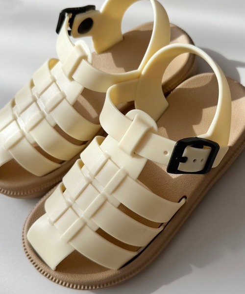 hymy（ヒュミュ）の「【 hymy-ヒュミュ- 】バイカラー EVA グルカ サンダル ( kids ) #_（サンダル・キッズ・ホワイト×ブラック/アイボリー・19cm/18cm/17cm）」の11枚目の写真
