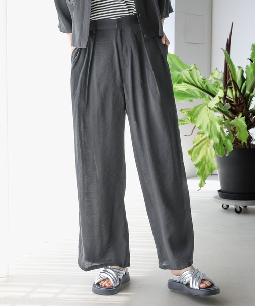 LEPSIM(レプシィム)の「2タックストレートワイドパンツ 117917(その他パンツ・レディース・ライトブルー/ブラック/ベージュ/ブラウン・LARGE/MEDIUM)」の10枚目の写真