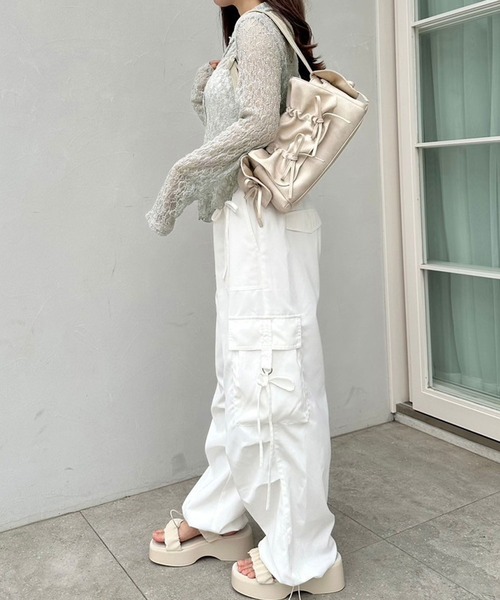 OLIVE des OLIVE（オリーブデオリーブ）の「レースブラウス　1041060910（シャツ/ブラウス・レディース・アイボリー/サックスブルー/ブラック・FREE）」の14枚目の写真