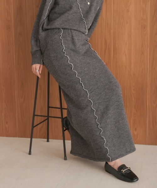 Bab（バブ）の「【セットアップ対応】ウェーブメロウニットスカート（スカート・レディース・アイボリー/ブラック/チャコールグレー/ライトグレー/ベージュ・FREE）」の3枚目の写真