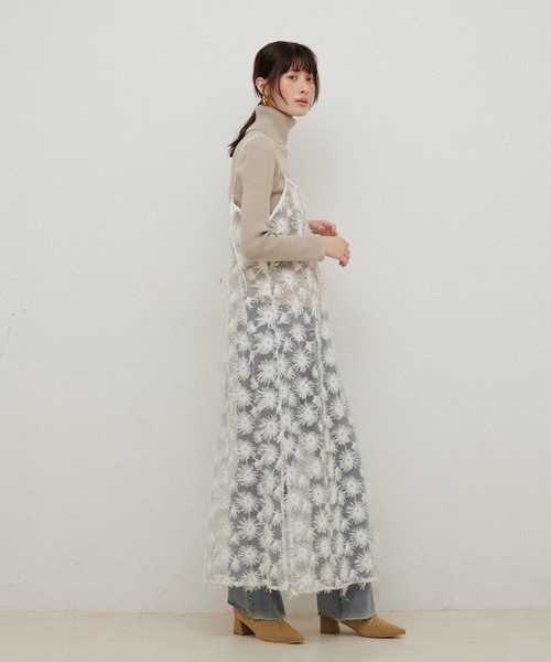 LARUTA(ラルータ)の「【LARUTA】レースフリンジスリットワンピース(ワンピース・レディース・ブラック/オフホワイト・FREE)」の8枚目の写真