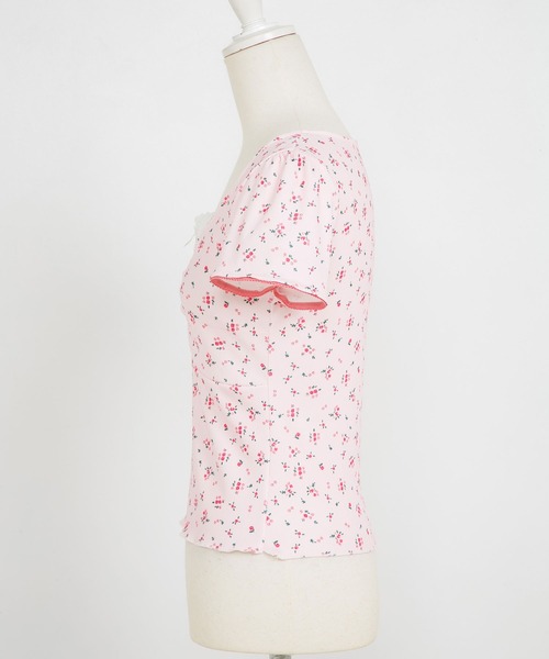 Diable baiser(ディアブルベーゼ)の「プチローズプリント半袖カットソー(Tシャツ/カットソー・レディース・ベビーピンク/ブルー・SMALL/LL/LARGE/MEDIUM)」の7枚目の写真