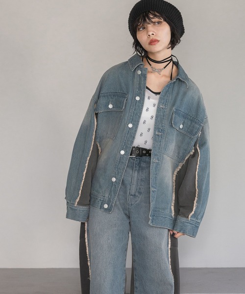 PAGEBOY（ページボーイ）の「ドッキングデニムブルゾン（ブルゾン・レディース・ブラック/ブルー・FREE）」の2枚目の写真