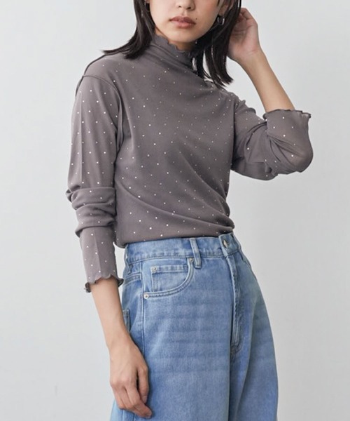 mili an deni(ミリアンデニ)の「ラインストーンメローハイネックトップス(Tシャツ/カットソー・レディース・ブラック/チャコールグレー/オフホワイト・M)」の12枚目の写真