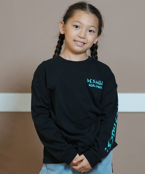 DC（ディーシー）の「DC/ディーシー 24 KD SKATE SKULL LS24 キッズ スケート スカル ロングスリーブ ロングTシャツ スケートボード 公園 親子コーデ YLT244530（Tシャツ/カットソー・キッズ・スミクロ/ホワイト/ブラック・100cm/110cm/120cm/130cm/140cm/150cm/160cm）」の8枚目の写真