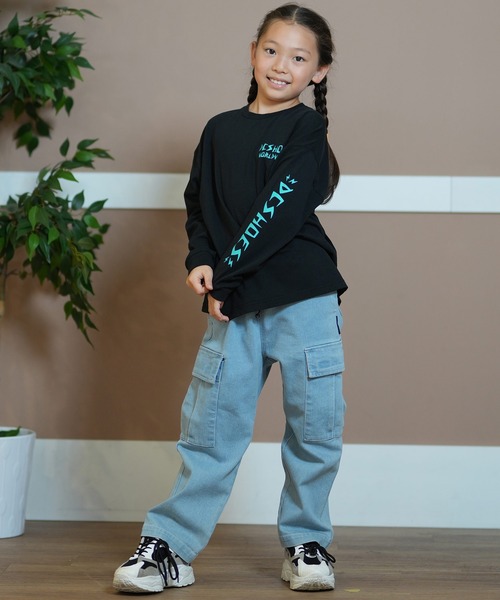 DC（ディーシー）の「DC/ディーシー 24 KD SKATE SKULL LS24 キッズ スケート スカル ロングスリーブ ロングTシャツ スケートボード 公園 親子コーデ YLT244530（Tシャツ/カットソー・キッズ・スミクロ/ホワイト/ブラック・100cm/110cm/120cm/130cm/140cm/150cm/160cm）」の11枚目の写真