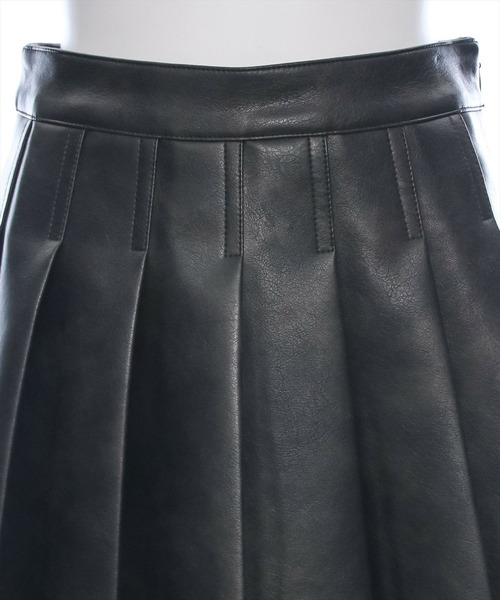 clear（クリア）の「レザープリーツスカート [ヴィンテージライク]≪2024AW新作≫（スカート・レディース・キャメル/ダークブラウン/ライトブラウン・M/S）」の10枚目の写真