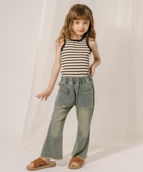 URBAN CHERRY(アーバンチェリー)の「ヴィンテージライクフレアデニムパンツ(デニムパンツ・キッズ・ブルー・110cm/120cm/130cm/140cm)」の4枚目の写真