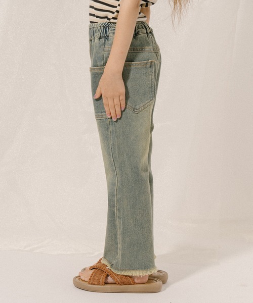 URBAN CHERRY(アーバンチェリー)の「ヴィンテージライクフレアデニムパンツ(デニムパンツ・キッズ・ブルー・110cm/120cm/130cm/140cm)」の7枚目の写真