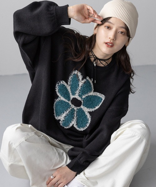 花モチーフ ニットセーター 黒 ネイビー WOMENS】ブークレフラワーモチーフルーズニット（ニット