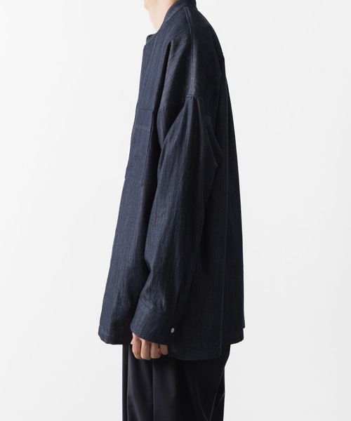 ATTACHMENT（アタッチメント）の「【 直営店・ZOZOTOWN限定 】5.5ozデニム ワンウォッシュ バンドカラーシャツ / 5.5oz DENIM ONE WASH BAND COLLAR SHIRT（シャツ/ブラウス・メンズ・ネイビー/ブラック・1/2/3）」の4枚目の写真