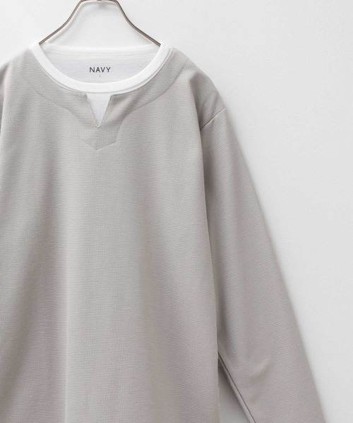 NAVY(ネイビー)の「NAVY 時短コーデ キーネックロンT(Tシャツ/カットソー・メンズ・グリーン/ブラック/グレイッシュベージュ/ネイビー・XXL/S/M/L/XL)」の3枚目の写真