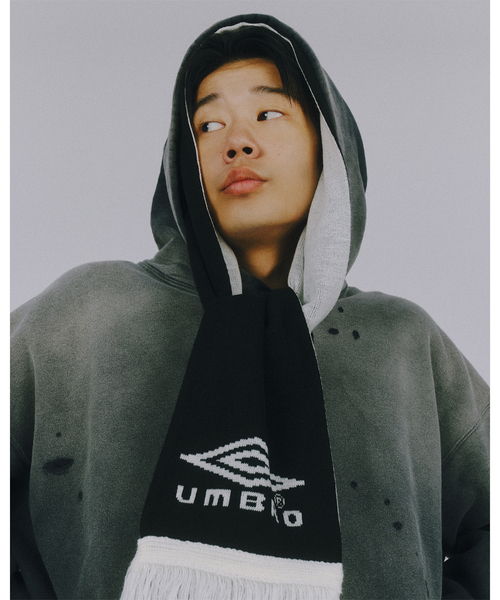 小物 UMBRO EX STADIUM SIDE REVERSIBLE MUFFLER UMBRO（アンブロ）の「UMBRO EX STADIUM SIDE REVERSIBLE