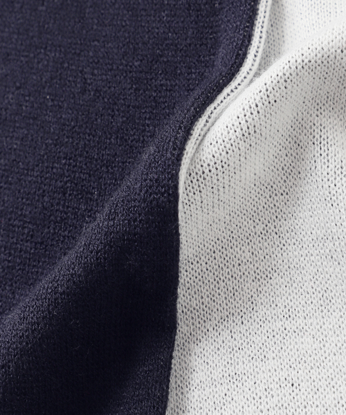 UMBRO(アンブロ)の「UMBRO EX STADIUM SIDE REVERSIBLE MUFFLER(マフラー・メンズ・ネイビー/レッド/ブラック・FREE)」の20枚目の写真