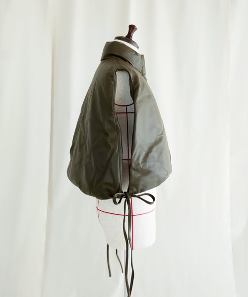 ORIENT MILLINERY（オリエント ミリナリー）の「SHEEP SKIN LEATHER DOWN VEST | リアルシープスキン ダウンベスト（その他アウター・レディース・ブラック/カーキ・FREE）」の9枚目の写真