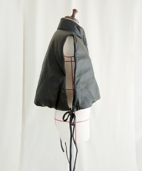 ORIENT MILLINERY（オリエント ミリナリー）の「SHEEP SKIN LEATHER DOWN VEST | リアルシープスキン ダウンベスト（その他アウター・レディース・ブラック/カーキ・FREE）」の14枚目の写真