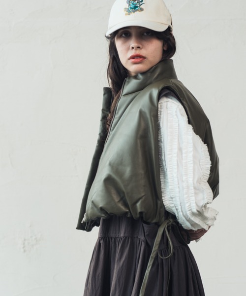 ORIENT MILLINERY（オリエント ミリナリー）の「SHEEP SKIN LEATHER DOWN VEST | リアルシープスキン ダウンベスト（その他アウター・レディース・ブラック/カーキ・FREE）」の22枚目の写真