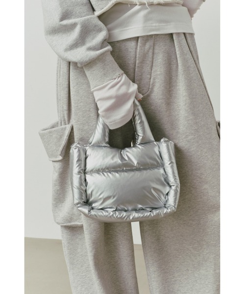 ALEXIA STAM（アリシアスタン）の「Puffer Bag /ナイロンパファーバッグ（トートバッグ・レディース・シルバー/レッド/ブラック・FREE）」の18枚目の写真