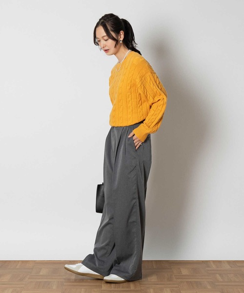 Right-on(ライトオン)の「ケーブルニット(ニット/セーター・レディース・イエロー/ネイビー・M/L/XL)」の11枚目の写真