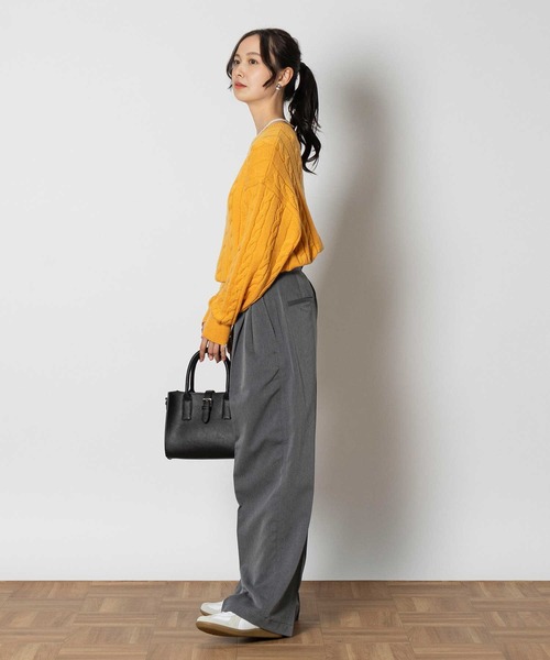 Right-on(ライトオン)の「ケーブルニット(ニット/セーター・レディース・イエロー/ネイビー・M/L/XL)」の10枚目の写真