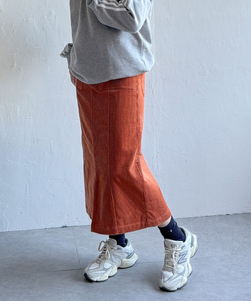 LBC（エルビーシー）の「コーデュロイIラインスカート（スカート・レディース・オレンジ/オフホワイト/チャコールグレー/ブルー・M/L）」の16枚目の写真