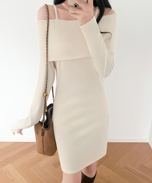 GEMEDA（ジェメダ）の「オフショルダースリムフィットワンピース（ワンピース・レディース・ブラック/グレー/アイボリー・M）」の17枚目の写真