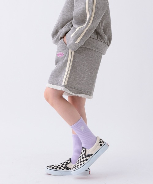 BAYFLOW（ベイフロー）の「[セットアップで着用可能☆]ラメウラケショートパンツ(KIDS)（その他パンツ・キッズ・グレー/アイボリー・130cm/140cm/150cm/110cm/120cm）」の2枚目の写真