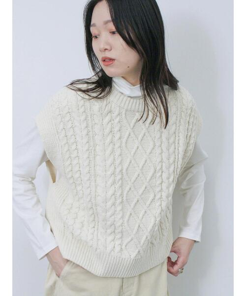 Samansa Mos2 blue(サマンサモスモスブルー)の「【帯電防止】マットモールニットベスト(ニット/セーター・レディース・オフホワイト/グレー/グリーン・F)」の5枚目の写真