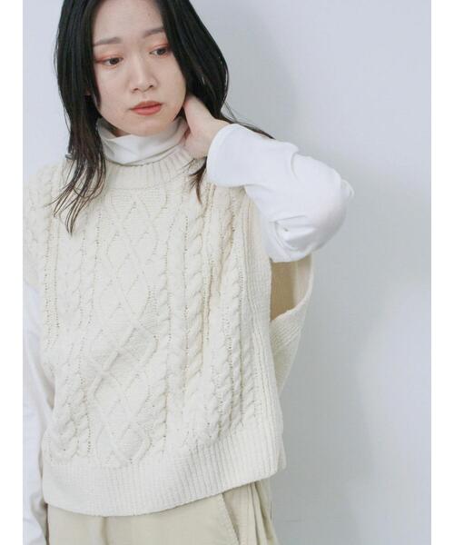 Samansa Mos2 blue(サマンサモスモスブルー)の「【帯電防止】マットモールニットベスト(ニット/セーター・レディース・オフホワイト/グレー/グリーン・F)」の8枚目の写真