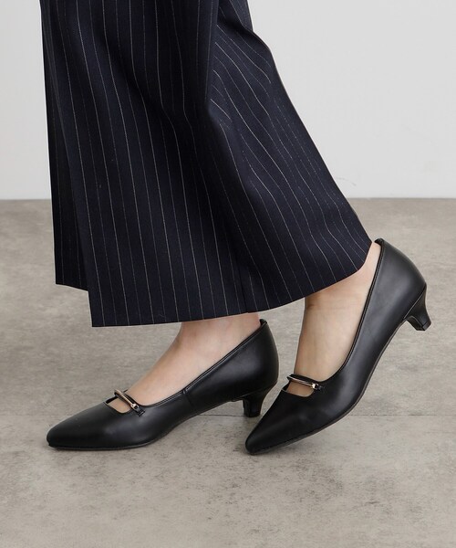 grove（グローブ）の「メタルパーツスリットデザインパンプス【入卒対応可】（パンプス・レディース・ブラック/ベージュ・S/M/L）」の8枚目の写真