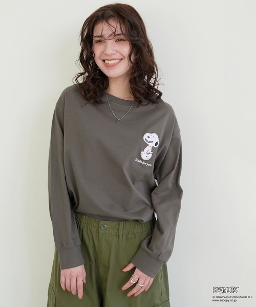 PEANUTS(ピーナッツ)の「【PEANUTS/ピーナッツ】スヌーピー/SNOOPY サガラ刺繍ロンT(Tシャツ/カットソー・レディース・杢グレー/ブラック/ブルーグレー/グリーン/ブルー/グレー/イエロー/アイボリー・M/L/LL/3L)」の12枚目の写真