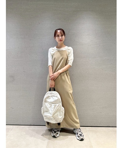 emmi(エミ)の「サイドタックキャミワンピース(ワンピース・レディース・オリーブ/ブラック・1/0)」の5枚目の写真