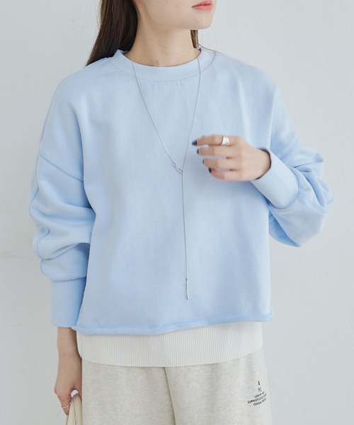 PUAL CE CIN（ピュアルセシン）の「シンプル裏毛スウェットショートプルオーバー（スウェット・レディース・グレー/オフホワイト/サックスブルー/イエロー/オートミール/サーモンピンク・FREE）」の4枚目の写真