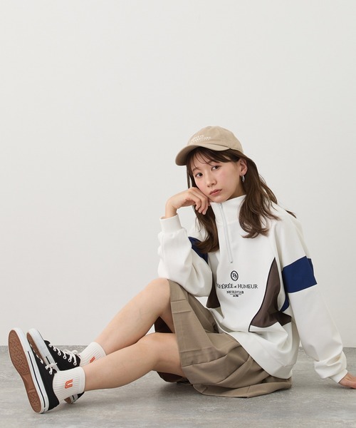 NICOLE CLUB(ニコル クラブ)の「スタンドドッキングハーフジップ(スウェット・レディース・オフホワイト/チャコール/ブルー・FREE)」の20枚目の写真