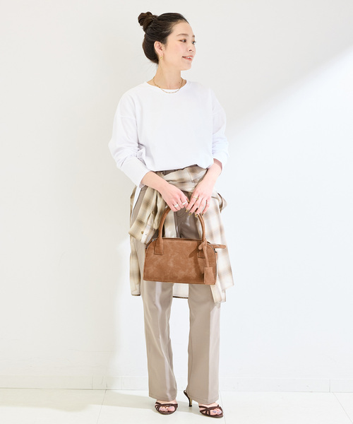 B.C STOCK(ベーセーストック)の「スエード調ボストンBAG(ショルダーバッグ・レディース・レッド/キャメル/アイボリー・FREE)」の8枚目の写真
