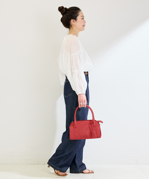 B.C STOCK(ベーセーストック)の「スエード調ボストンBAG(ショルダーバッグ・レディース・レッド/キャメル/アイボリー・FREE)」の12枚目の写真