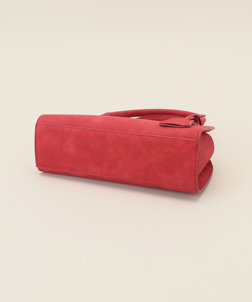 B.C STOCK(ベーセーストック)の「スエード調ボストンBAG(ショルダーバッグ・レディース・レッド/キャメル/アイボリー・FREE)」の17枚目の写真