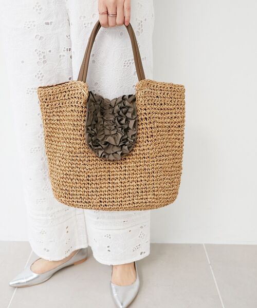 le.coeur blanc（ルクールブラン）の「フリルフラップクロッシェトート（トートバッグ・レディース・ブラック/ブラウン・FREE）」の11枚目の写真