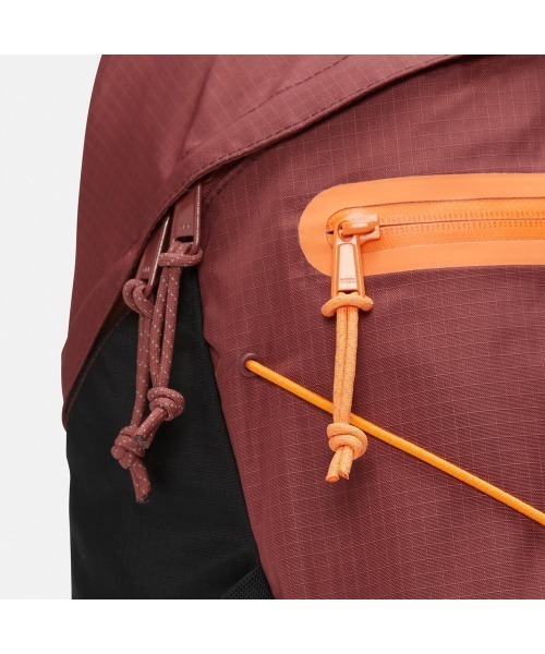 Timberland(ティンバーランド)の「ハイキング パフォーマンス 22L バックパック(バックパック/リュック・メンズ・レッド・FREE)」の4枚目の写真
